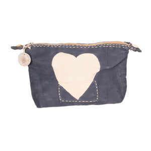 Ali Lamu Heart Wash Bag